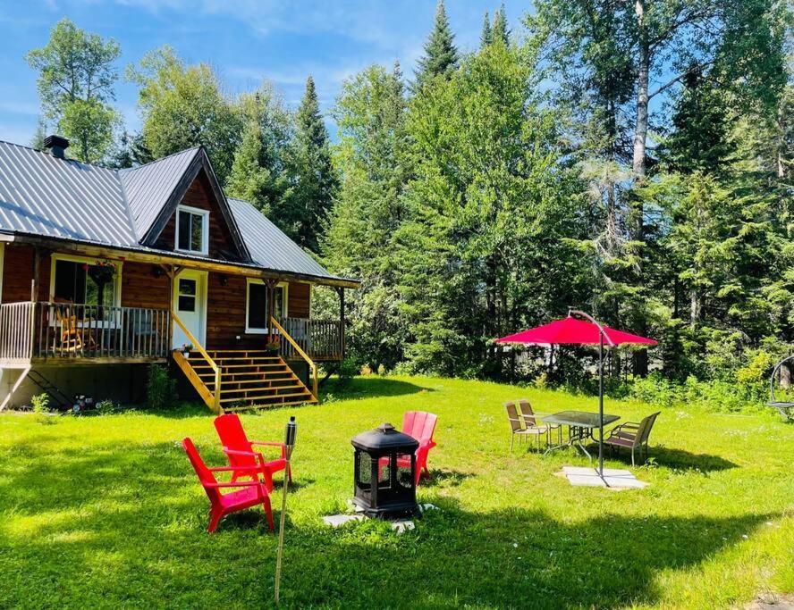 Chalet Riviere - Bord De Riviere - Romantique 상트-알렉시-데-몽 외부 사진